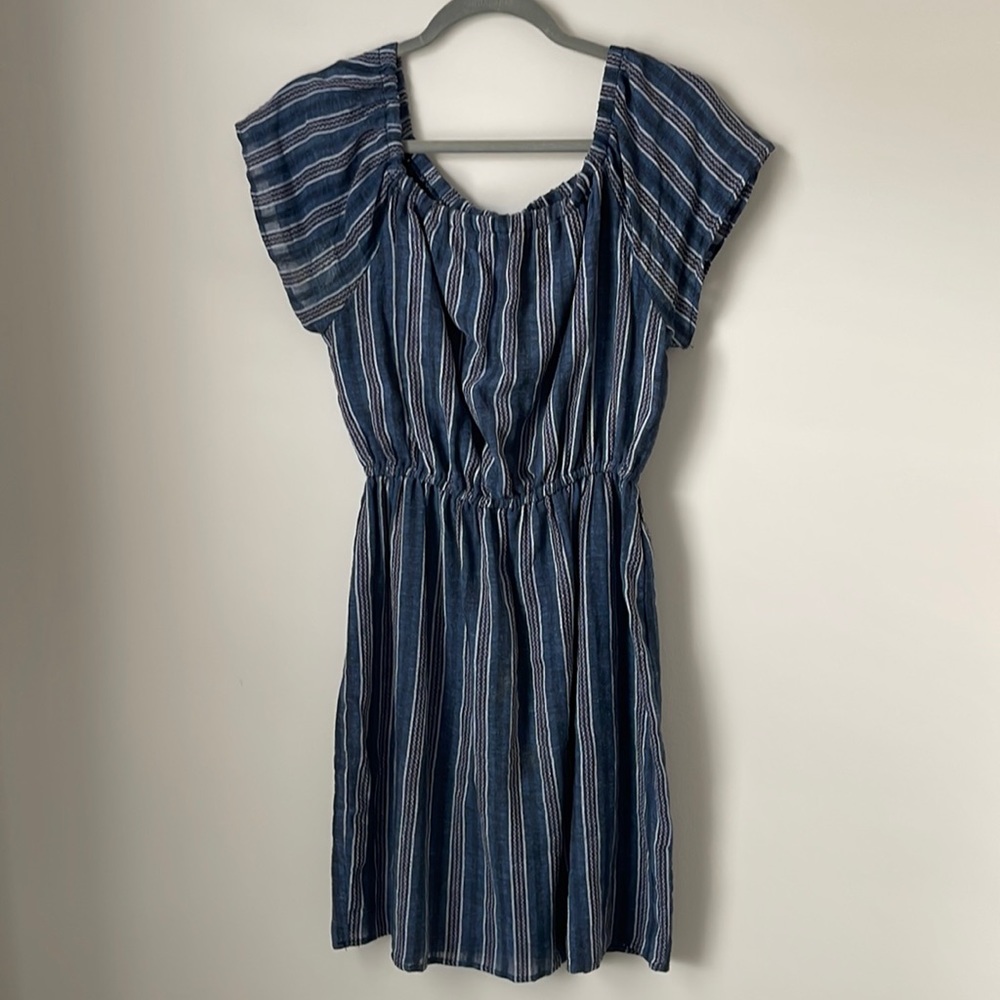 Universal Thread Womens Size Medium Striped Dress